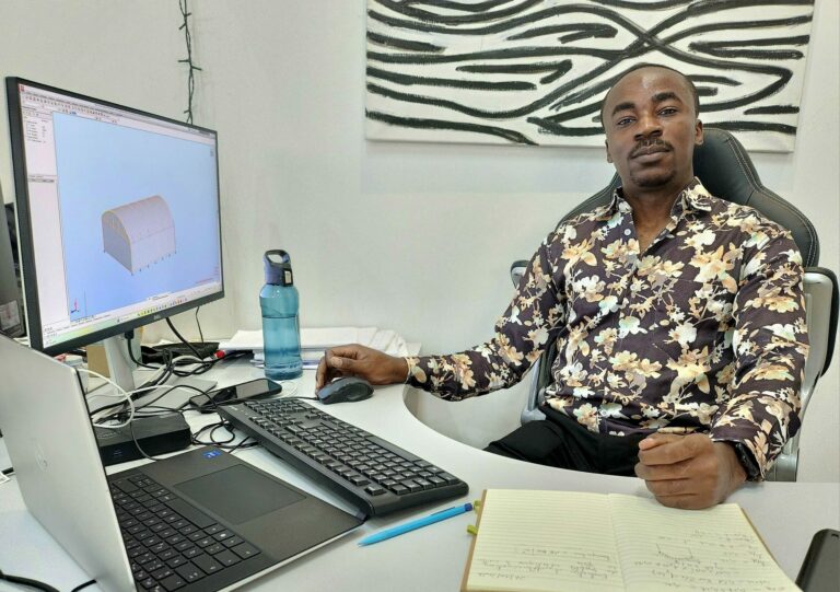 Portrait de Pierre Célestin Wambo Kamno, ingénieur structure junior